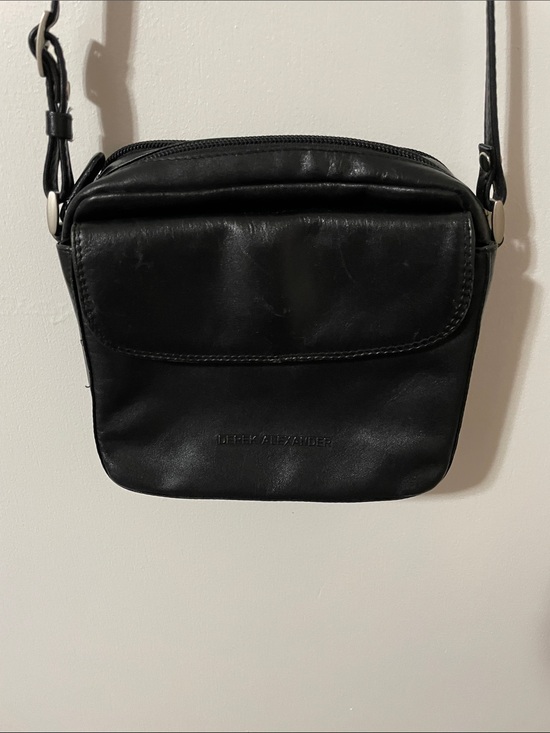 Derek Alexander Handbags - Derek Alexander Black Leather Crossbody Bag